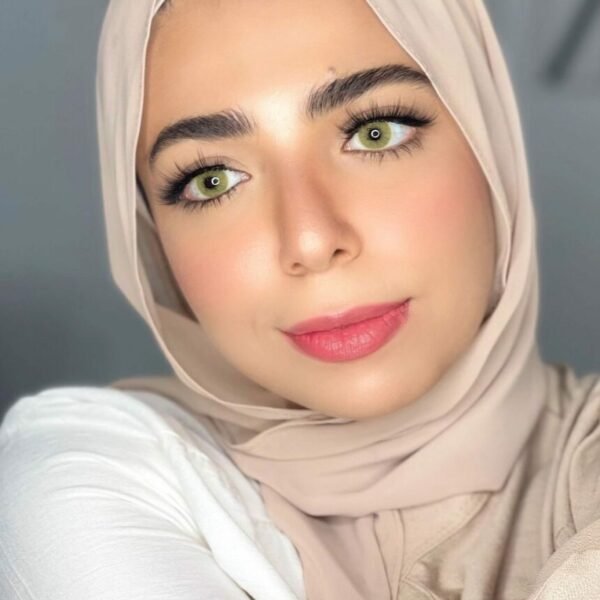Luminous Lemon Contact Lens